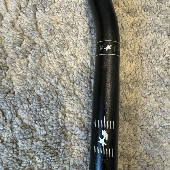 Fyxation Bicycle Rodeo Handle bars - Picture 2 of 3